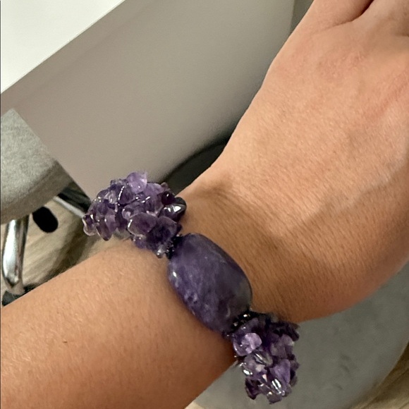 Amethyst Beaded Necklace and Bracelet Set - Purple - Picture 2 of 3